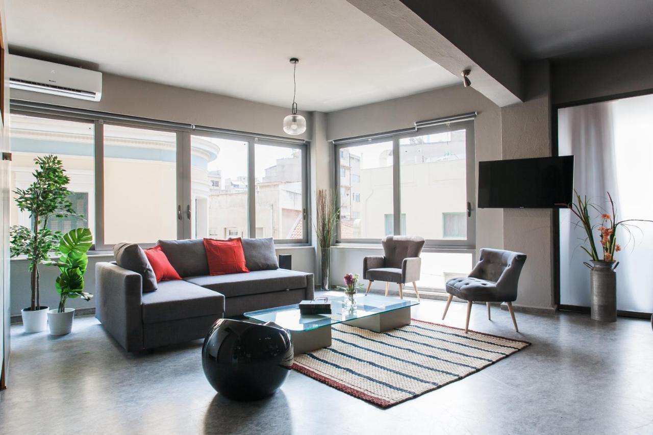 Artists' Favorite Spacious Loft Near Acropolis!! *