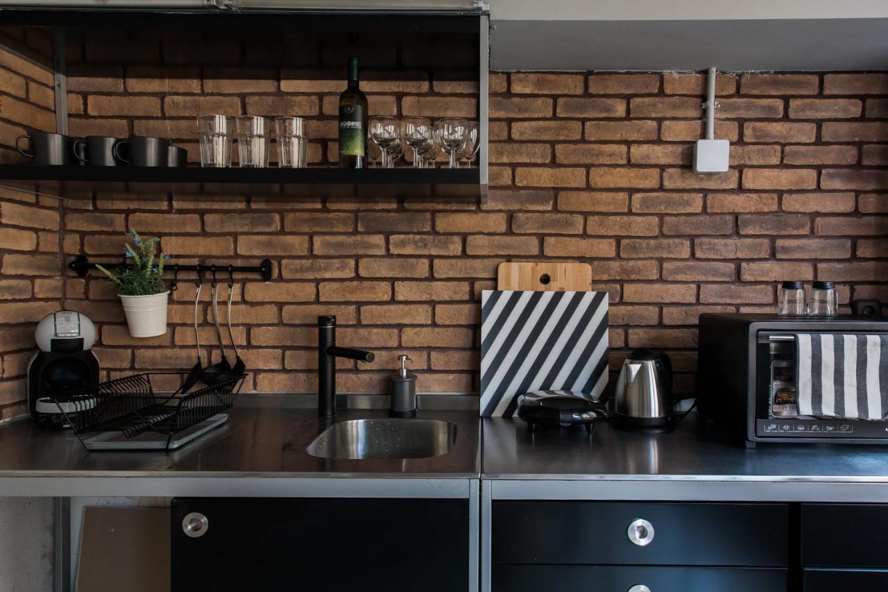 Artists' Favorite Spacious Loft Near Acropolis!! *
